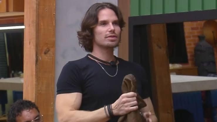 “A Fazenda 18”: Jônatas Faro desiste do reality show