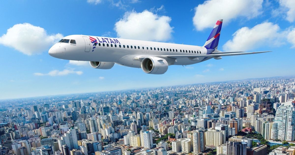 Voo da Latam solicita prioridade para pousar em Porto Alegre