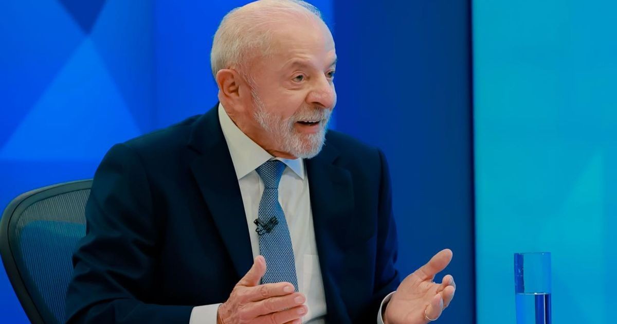 Mendonça mantém no ar vídeo de Flávio sobre Lula “esquecer” Bolsa Família