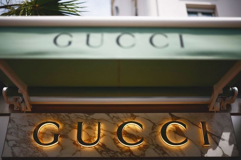 Dona da Gucci vê vendas impactadas por mercado de luxo fraco no 3º tri