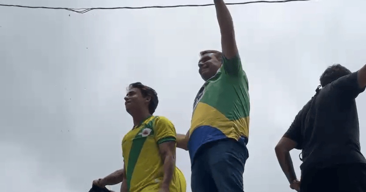 Em Belo Horizonte, Flávio diz que quem ganha SP e MG “ganha no Brasil”