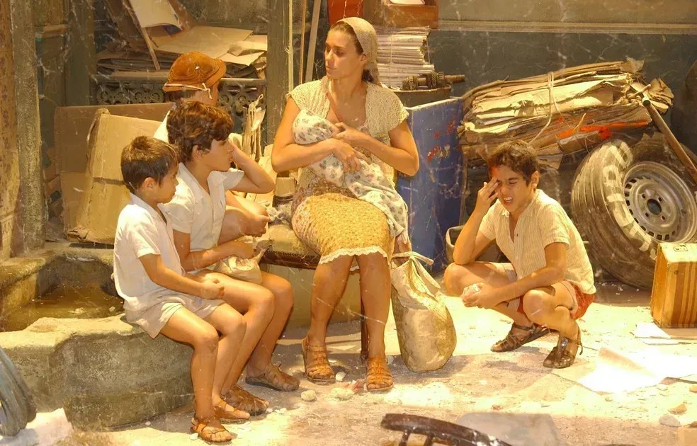 “Senhora do Destino”: saiba por onde andam os atores mirins da novela
