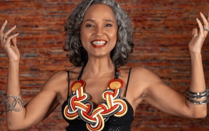 Carla Visi, ex-cantora da banda Cheiro de Amor, é internada em Lisboa