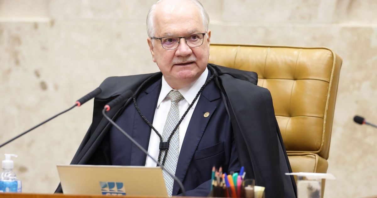 Fachin vota no 2º turno e defende respeito à “soberania popular” na eleição