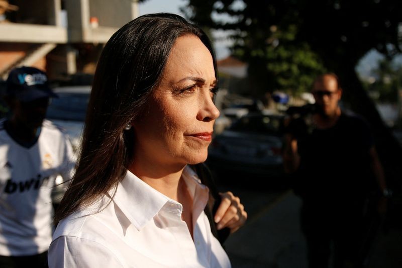 “Estou aqui”: María Corina diz que chegou à Venezuela após meses no exílio
