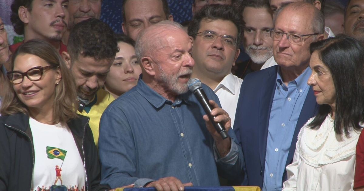 Lula deve acenar à responsabilidade fiscal para governar, diz especialista