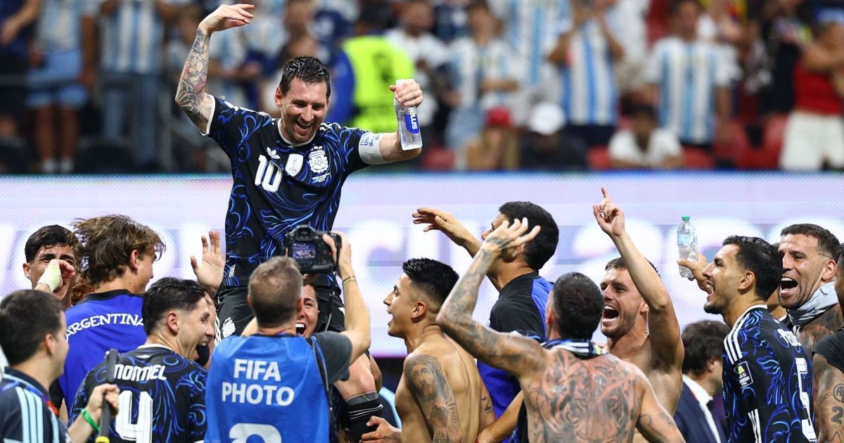 Após ótima Copa, Messi aparece no top 10 da Bola de Ouro aos 39 anos