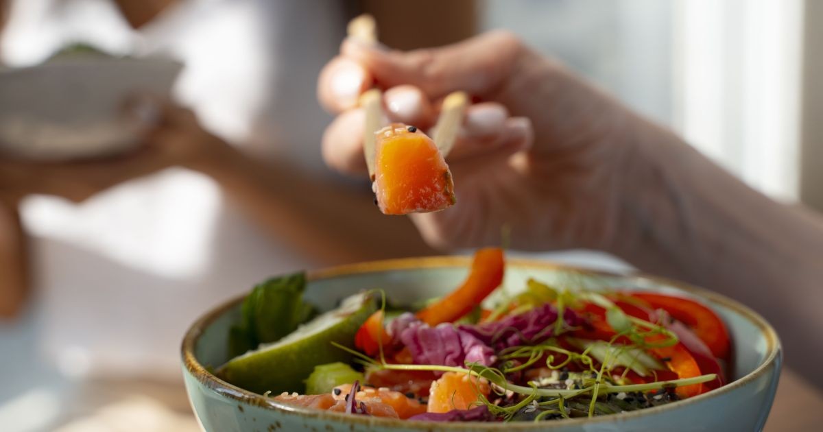 Médico explica as diferenças entre nutrólogo e nutricionista