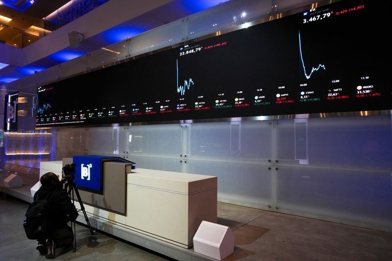 Bolsa perde “uma Petrobras” em valor de mercado em um único pregão
