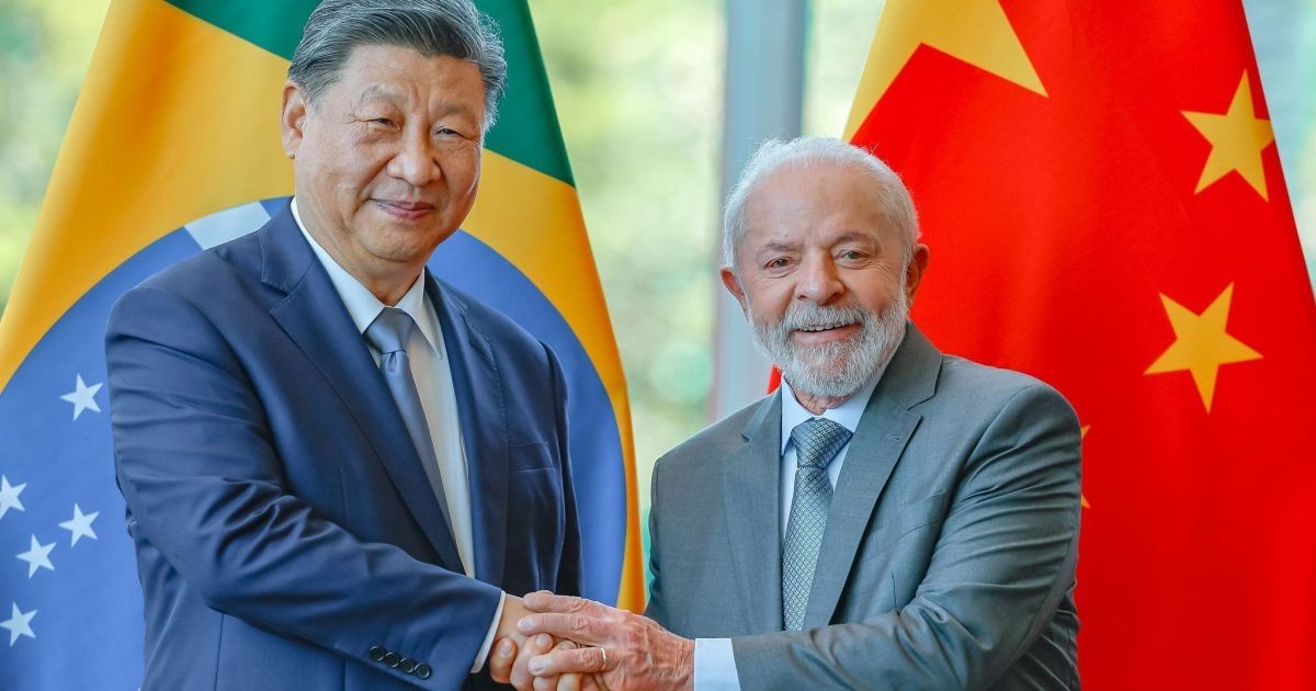 Presidente da China, Xi Jinping parabeniza Lula pela reeleição, diz agência
