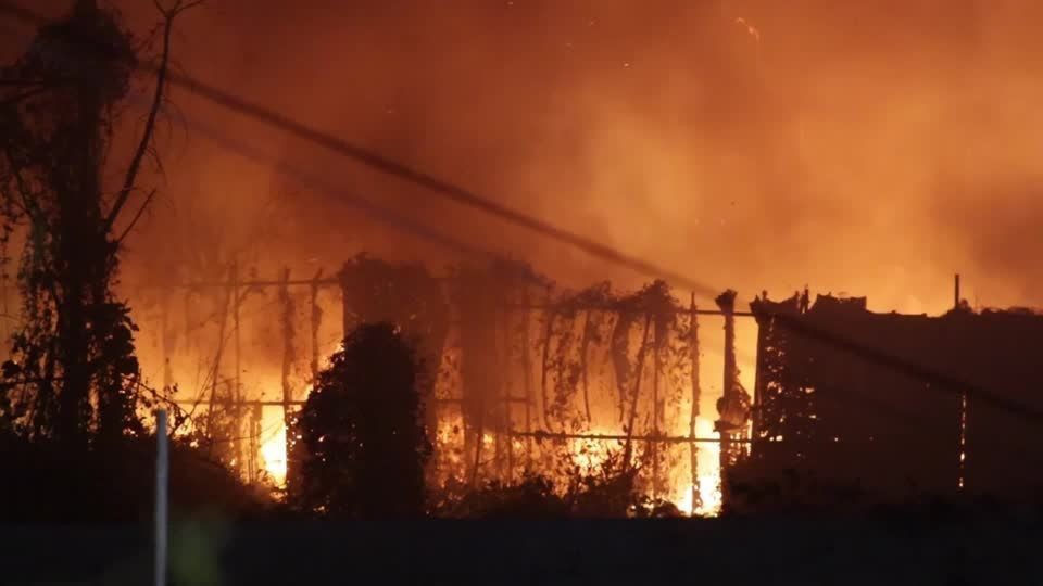 Incêndio atinge comunidade na Coreia do Sul e afeta 107 pessoas