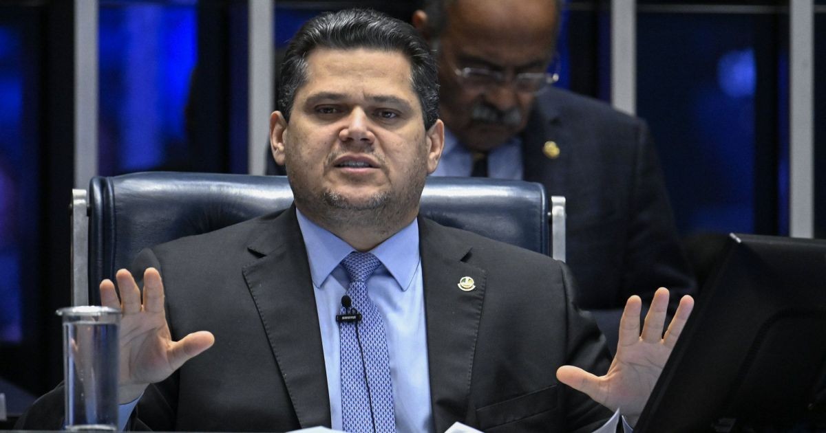 União-PP anuncia apoio à reeleição de Alcolumbre na presidência do Senado