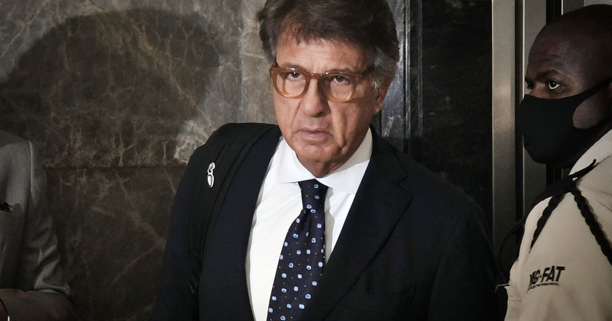 Fuga de Flávio pode dar vaga a suplente que declarou voto em Lula em 2022
