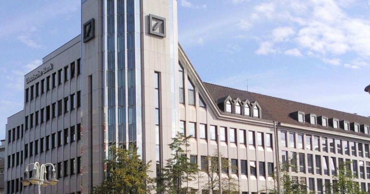 Deutsche Bank supera projeções no 3º tri e diz que cumprirá metas para 2026