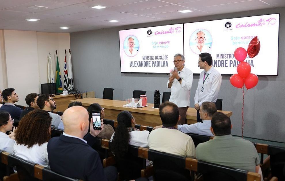 Saúde planeja programa no SUS para tratamento de mulheres na menopausa