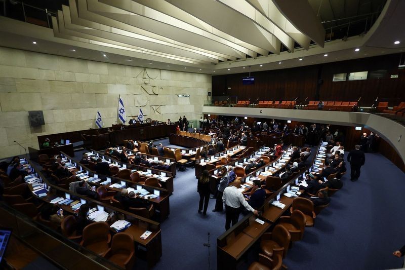 Maioria de 61 cadeiras gera governo fraco em Israel, diz especialista