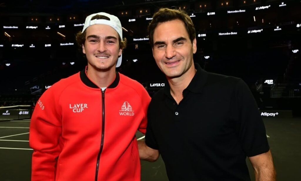 Federer confirma evento com João Fonseca no Brasil: “Te vejo na quadra”