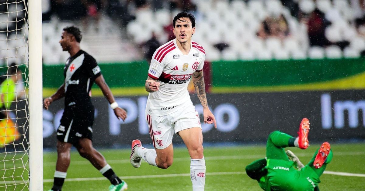 Pedro desencanta, Flamengo goleia Vasco e aumenta vantagem para o Palmeiras