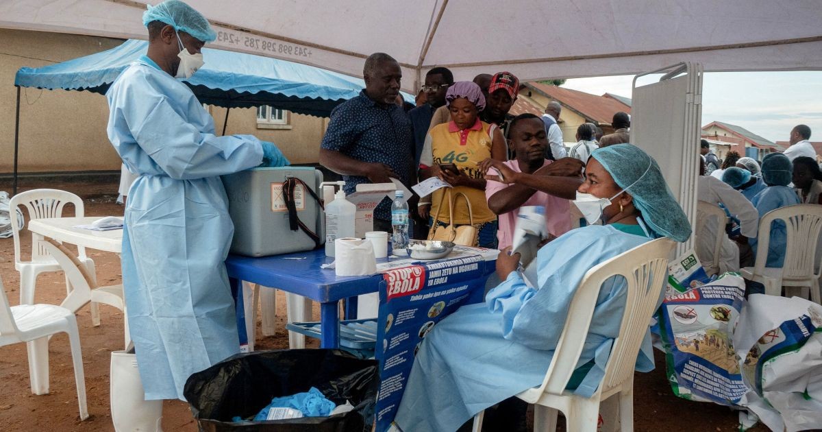 Surto de Ebola na RD Congo deixa mais de cinco mil mortos, diz governo