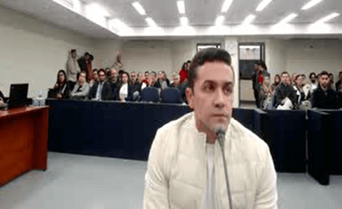 Veja momento que motorista de Porsche admite ter bebido