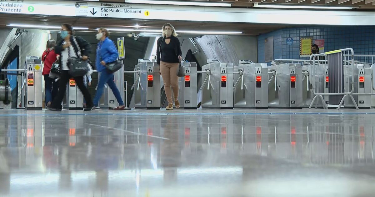 Metrô de SP encerra uso de bilhetes magnéticos a partir de domingo (1º)