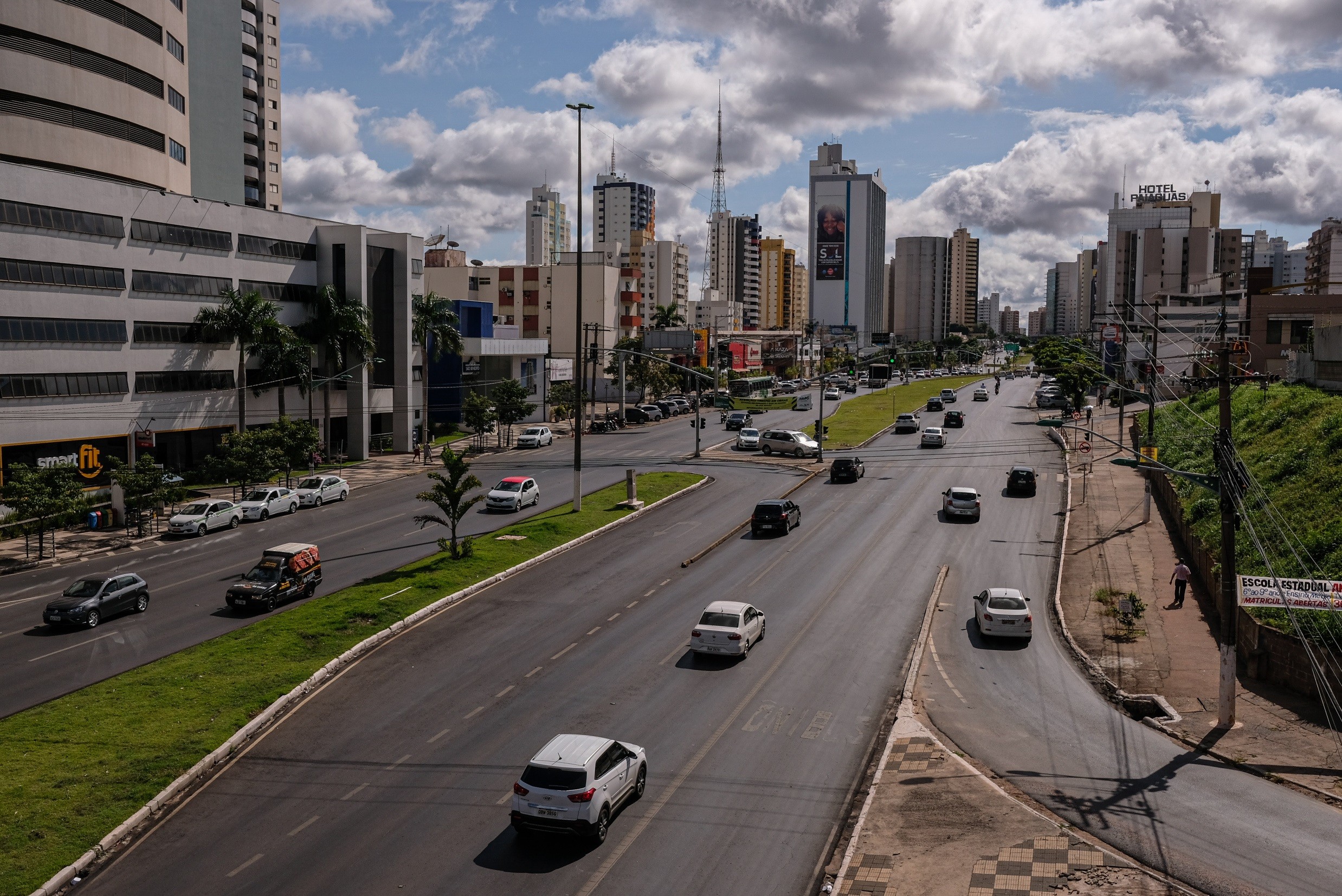 Ciclomotores têm novas regras para circular nas ruas em MT a partir de 1º de janeiro de 2026; veja o que muda