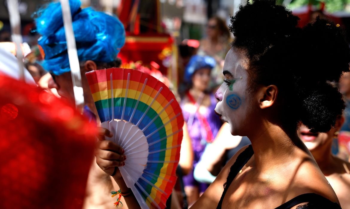 Carnaval: Rio espera 8 milhões de foliões em blocos, bailes e desfiles