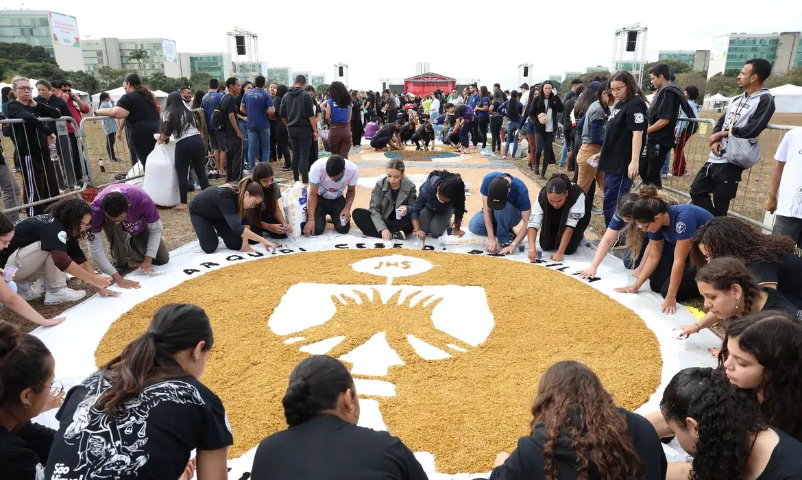 Corpus Christi é feriado ou ponto facultativo? Entenda regras 
