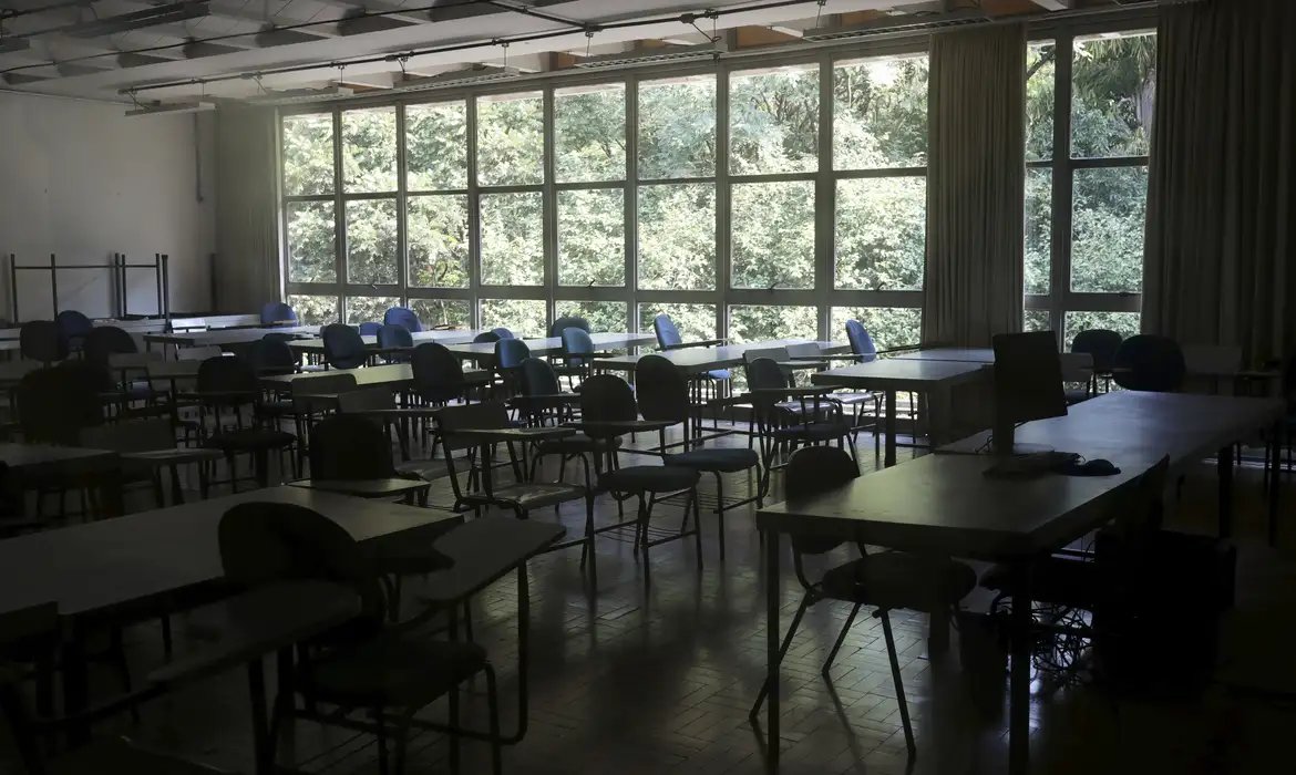 Fies abre adesão para instituições de ensino superior no 2º semestre