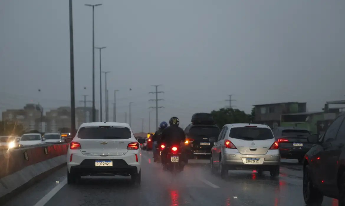 Quarta-feira é de chuvas no Sudeste, Centro-Oeste e sul do Nordeste