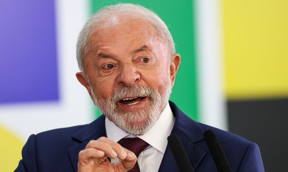 Lula sanciona LDO com veto a reajuste do Fundo Partidário 