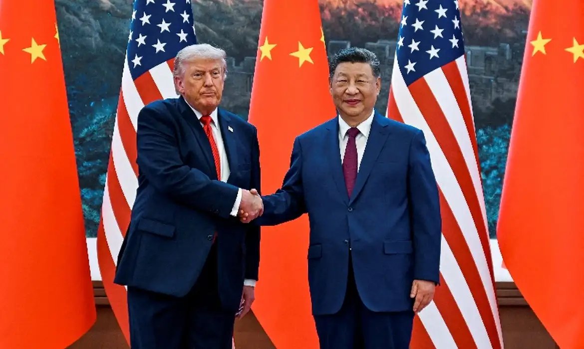 China diz que acordos firmados em visita de Trump são \"preliminares\"