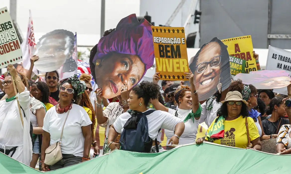 Marcha em Brasília une mulheres de todo país na luta contra o racismo