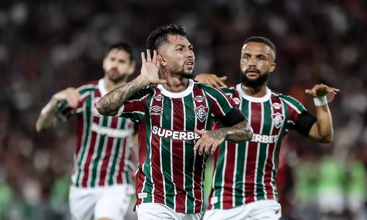 Confusão no Maracanã e \"freguesia\" gaúcha marcam noite de Brasileirão