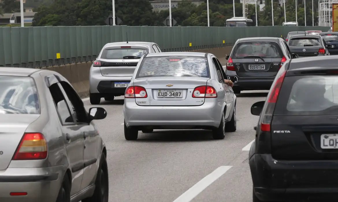 Prefeitura de São Paulo suspende rodízio de carros neste fim de ano