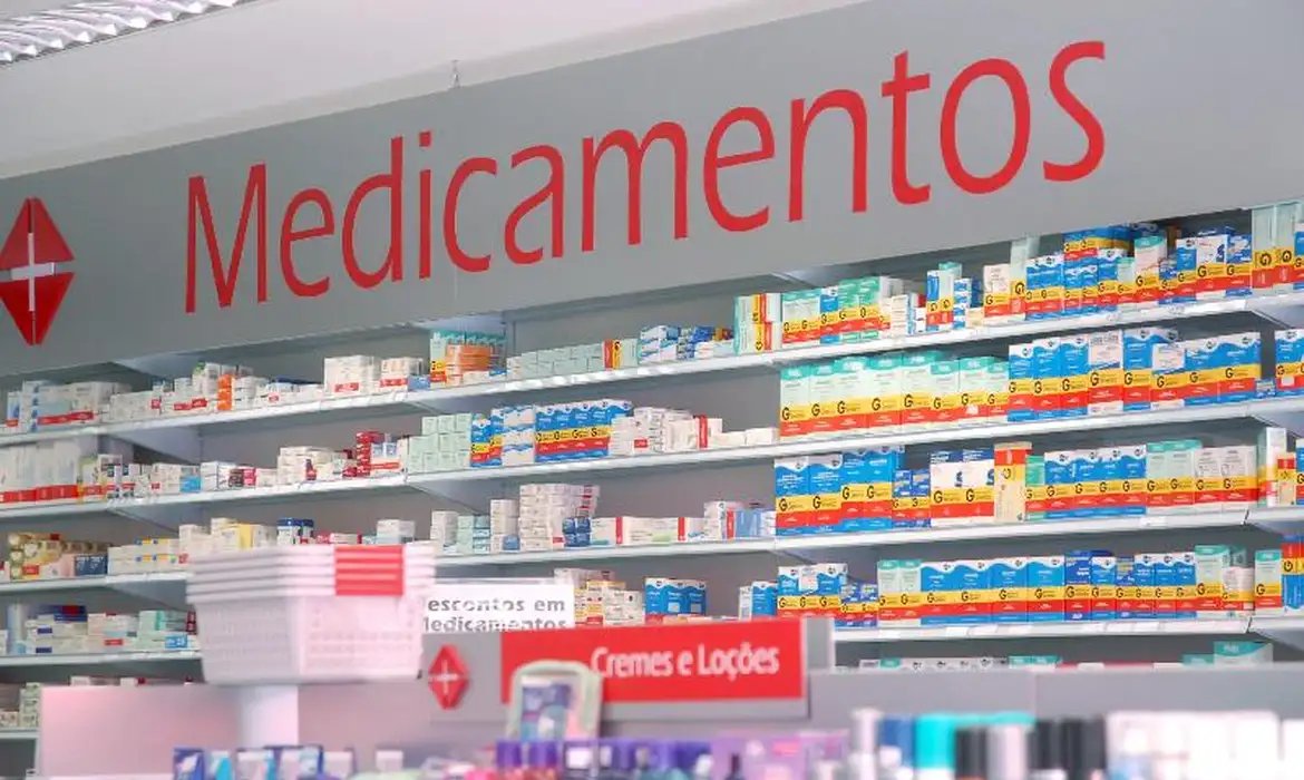 Farmácia Popular pode oferecer exames e testes rápidos