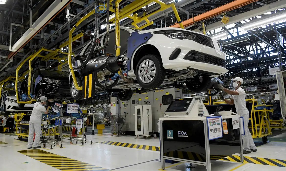 Produção de veículos cresce 3,5% em 2025
