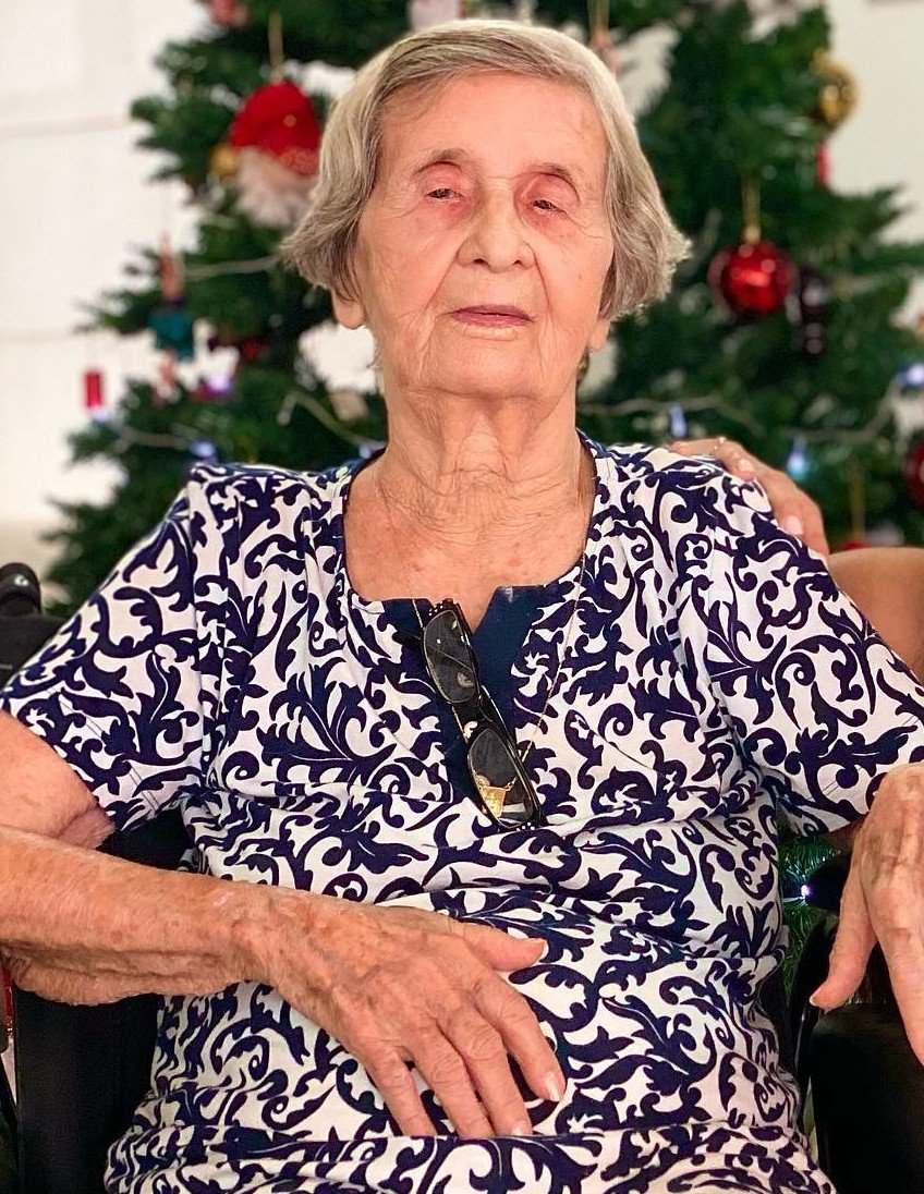 Mãe do ex-governador Dante de Oliveira morre aos 104 anos em MT