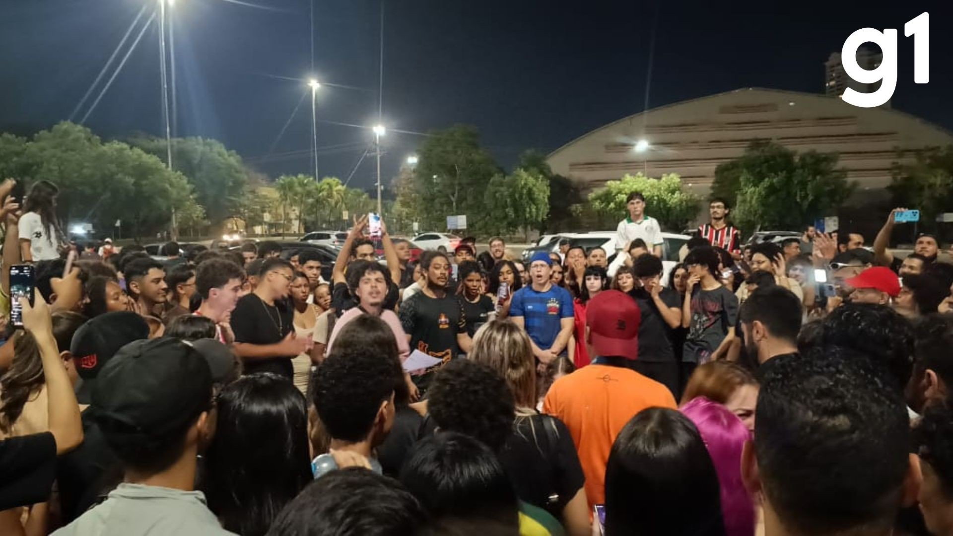 VÍDEO: campeonato de 'farmar aura' é realizado na UFMT após prefeito barrar evento em parque público