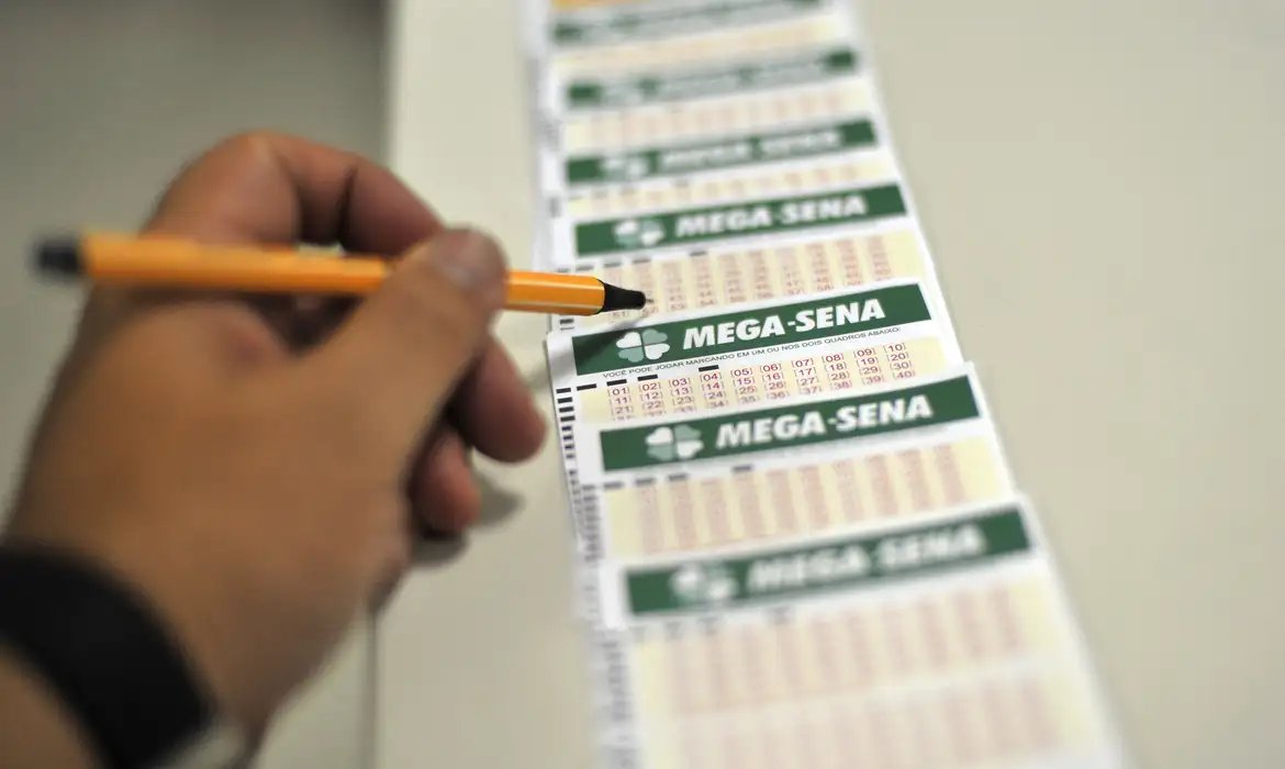 Mega-Sena sorteia prêmio de R$ 3,5 milhões nesta terça-feira