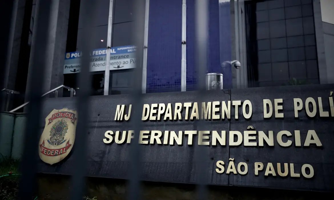 Pai de Daniel Vorcaro é preso na 6ª fase da operação Compliance Zero