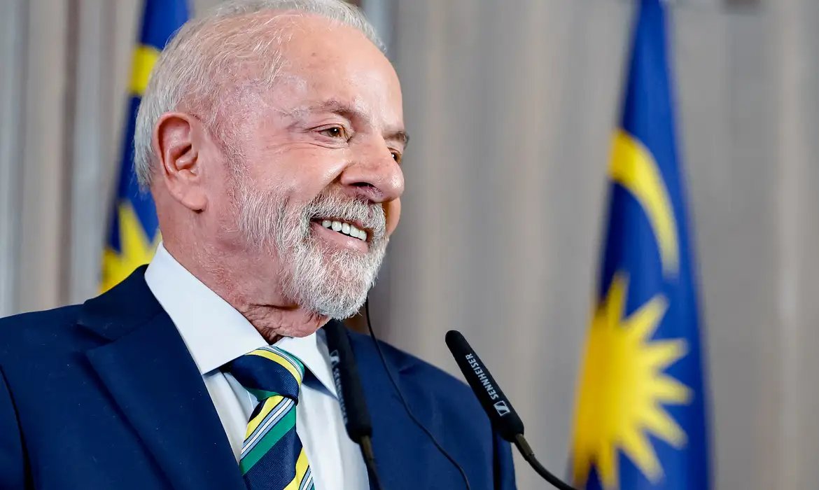 Lula sanciona lei que cria o Sistema Nacional de Educação