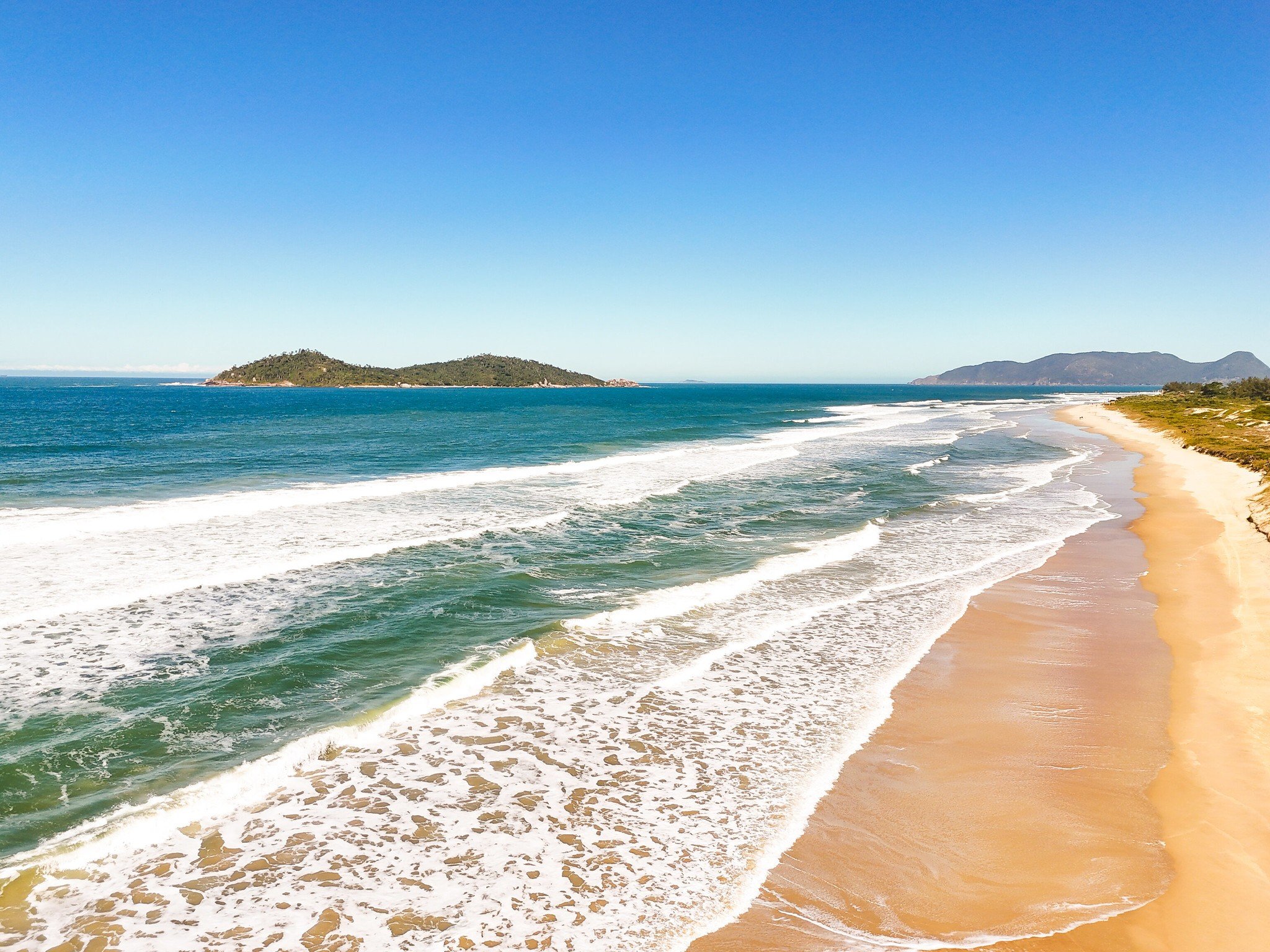 Projeto que permite que empresas nomeiem praias, ruas e eventos de Florianópolis é aprovado na Câmara