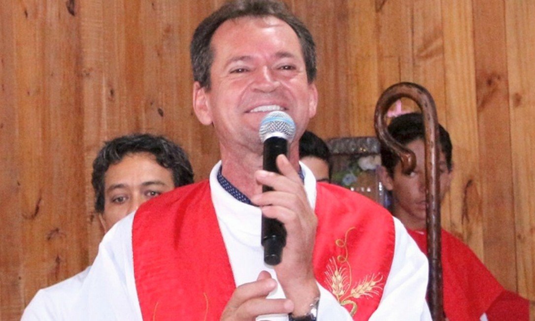 Padre que abusou sexualmente de menores na igreja é proibido de trabalhar fora da prisão em MT