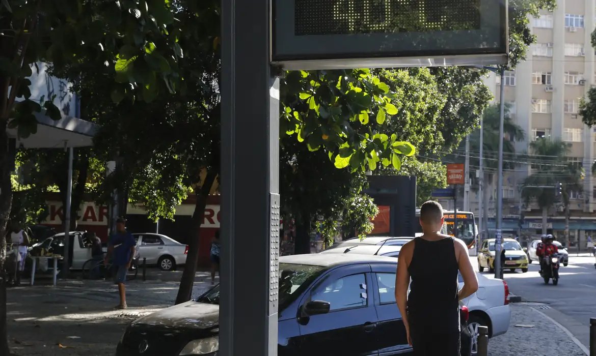 Chances do El Niño ser \"muito forte\" no final de 2026 chegam a 81%