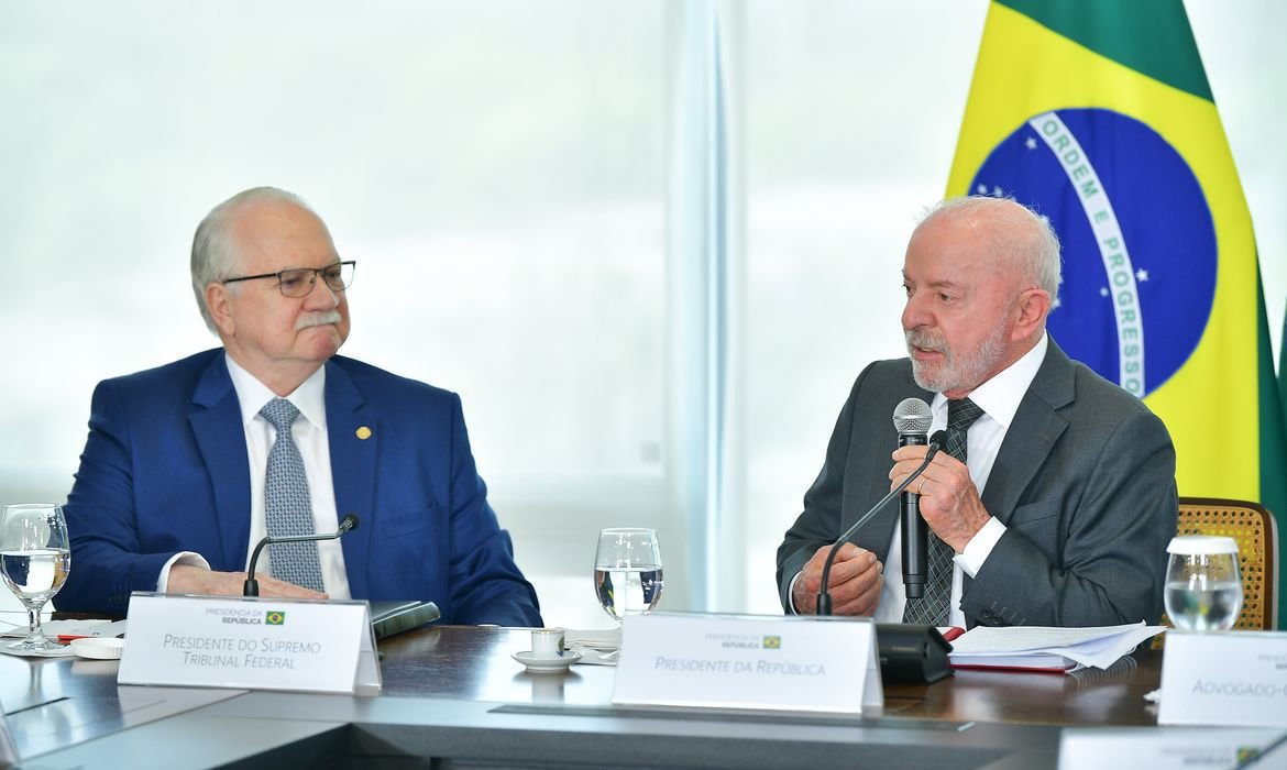 Presidente do STF diz que gravidade dos fatos não autoriza atalhos