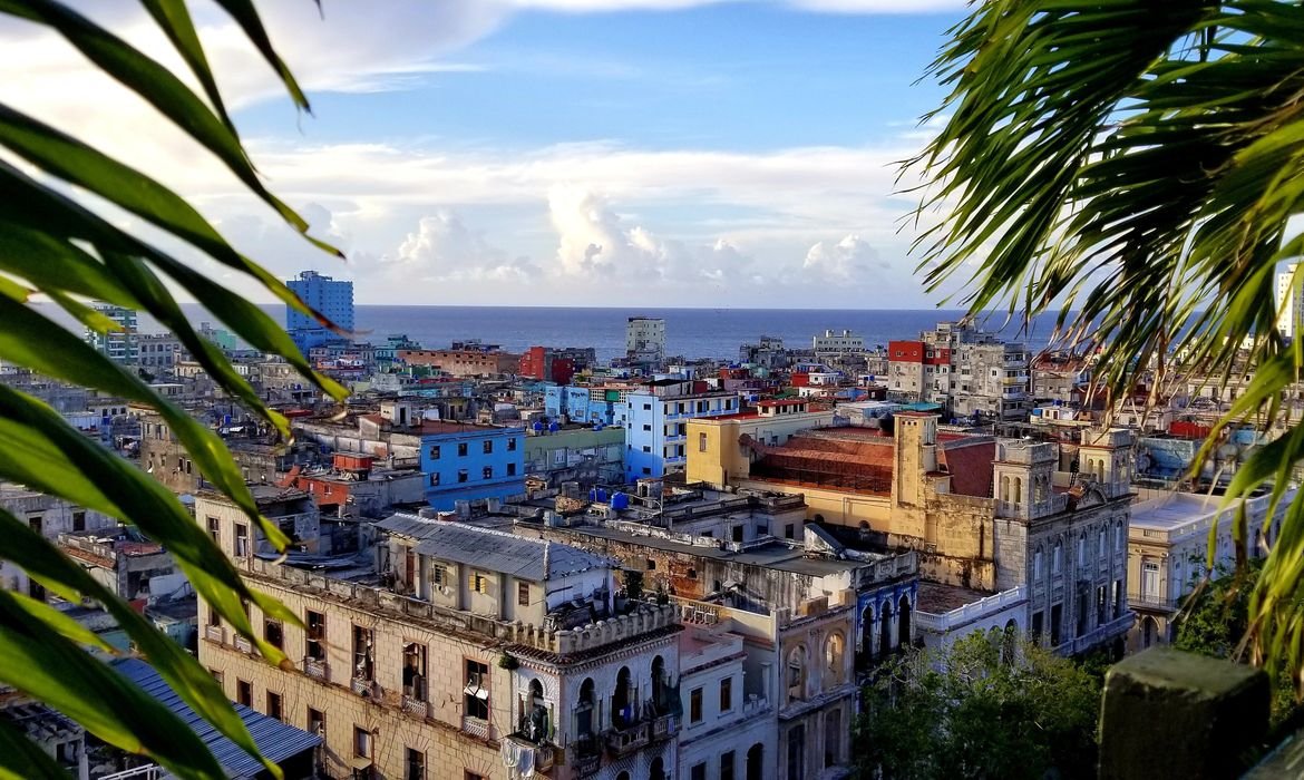 Reforma em Cuba não é capitalismo, mas tentativa de burlar bloqueio