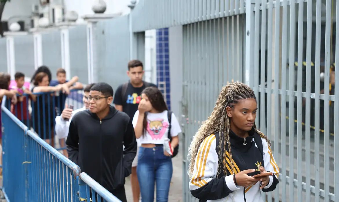 Prouni recebe inscrições até este domingo para o 2º semestre de 2026