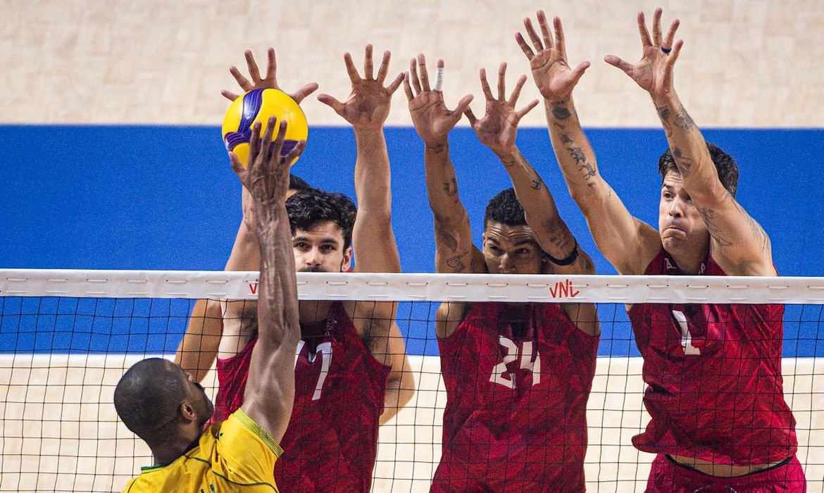 Vôlei: Brasil perde para EUA e volta a se complicar na Liga das Nações