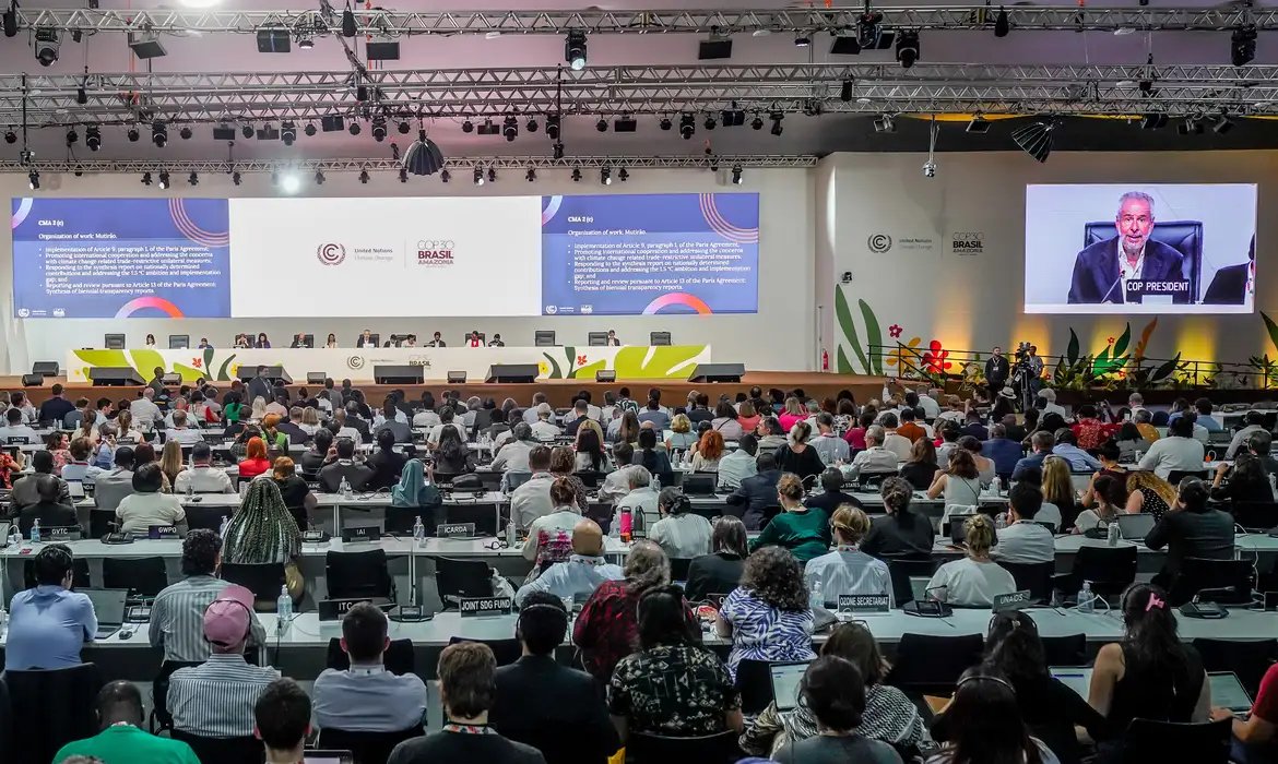 Acordo da COP30 triplica financiamento, mas não inclui Mapa do Caminho